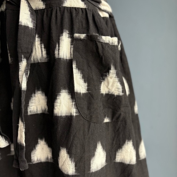 Passion Lilie Black & White Tie Waist Knee Length A-Line Skirt w Pockets - Picture 11 of 14